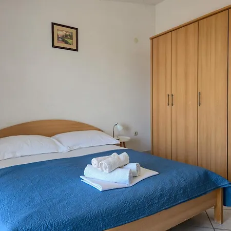 Iko Apartamento Omiš