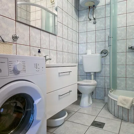 Iko Apartamento Omiš