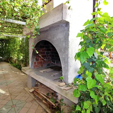 Apartamento Iko Omiš