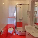 Iko * Omiš